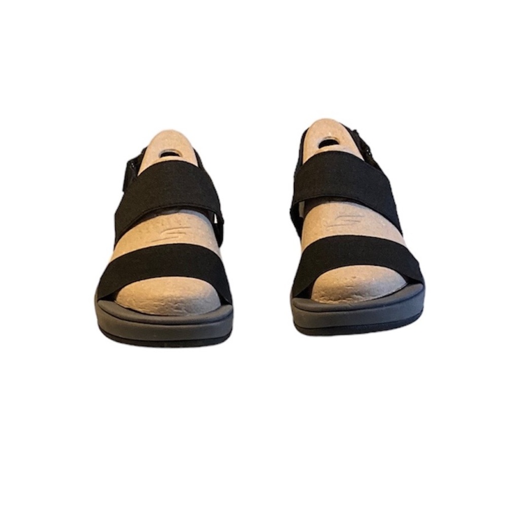 Clarks Cloudsteppers Cushion Soft Sandals